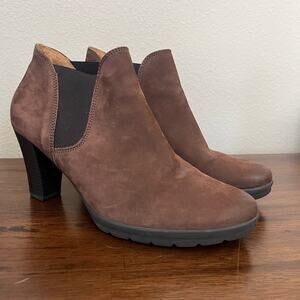 Gabor Hovercraft Women’s Suede Heeled Brown Booties Sz 8
